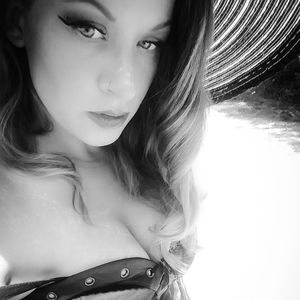 Meet your Posher, Rayann